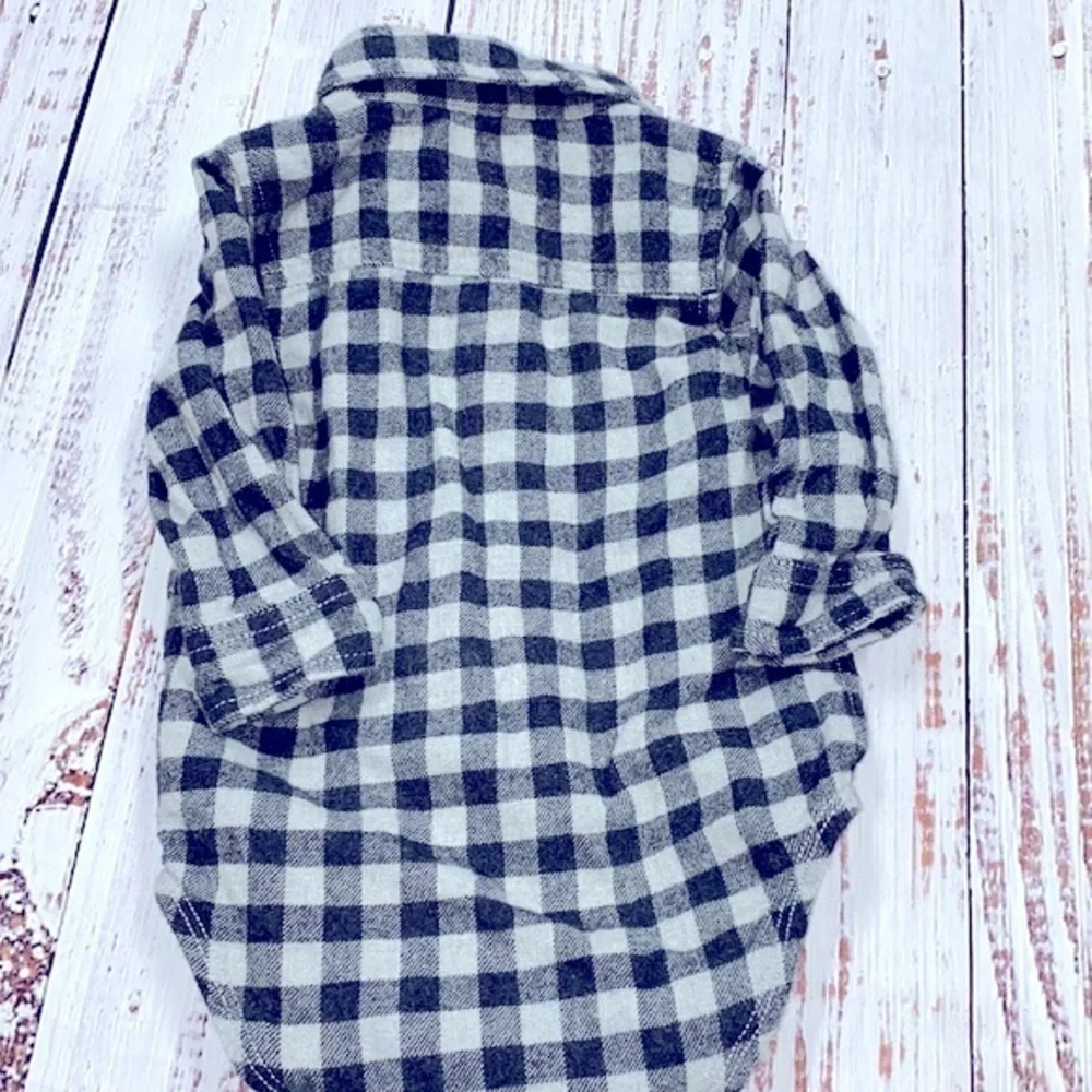Osh Kosh b’gosh checkered flannel bodysuit size 12 months